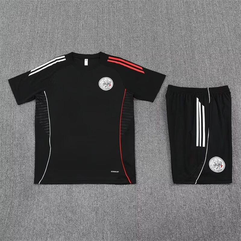 Ajax Trainingssetje 25/26